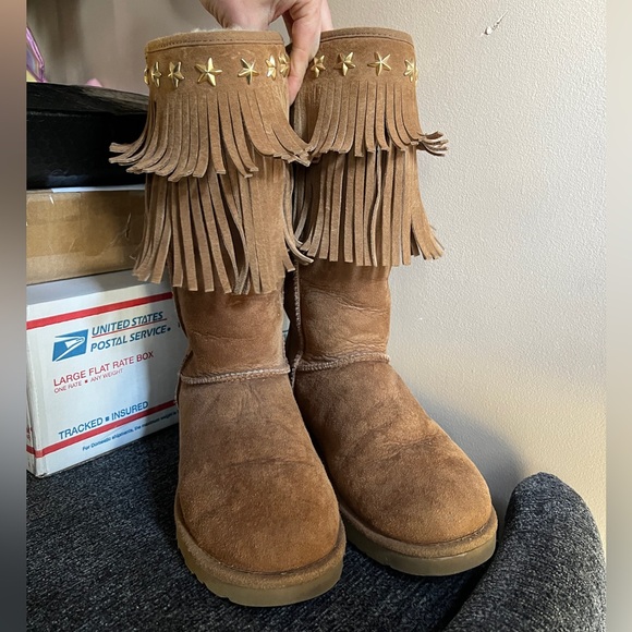 SOLD - Picture 2 of 12